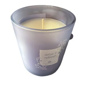 Lumânare parfumată „Relax + Refresh” cu ulei esențial, capac plută, 40h, 170 g