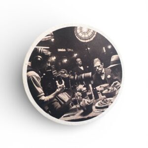 Set 50 Suporturi pentru Pahare din Hârtie – 107 mm, Absorbante, Design Vintage Alb-Negru