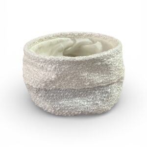 Coș Textil Decorativ Bouclé Konimpex – Ø16 × 9 cm, Poliester, Crem cu Gri