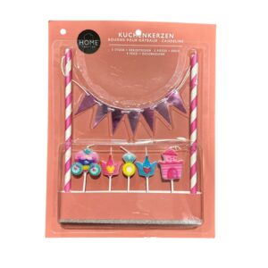 Set Lumânări Tort Decorativ Home Creation – 5 Lumânări + Suport + Ghirlandă, Model Aniversare