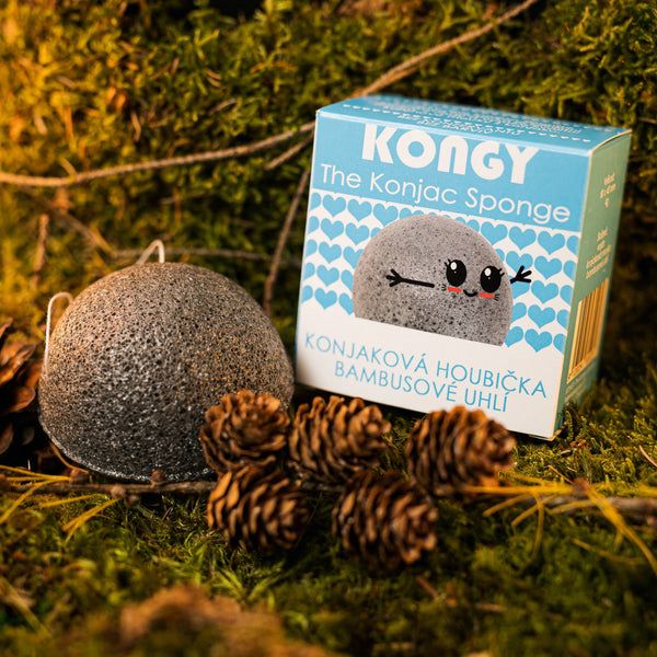 Burete Natural Konjac KONGY cu Cărbune din Bambus – Curățare Delicată pentru Ten Gras și Mixt - imagine 2