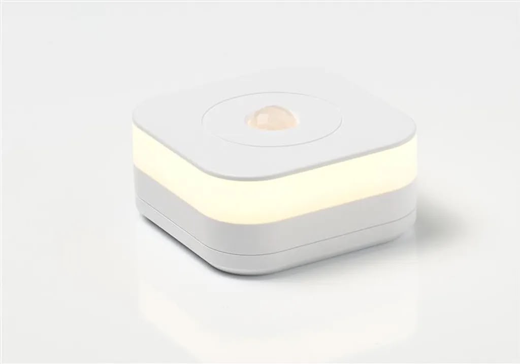 Set 3 Lămpi LED CASALUX cu Senzor de Mișcare – Lumină Alb Cald, IP44, Interior și Exterior, Alimentare cu Baterii - imagine 2