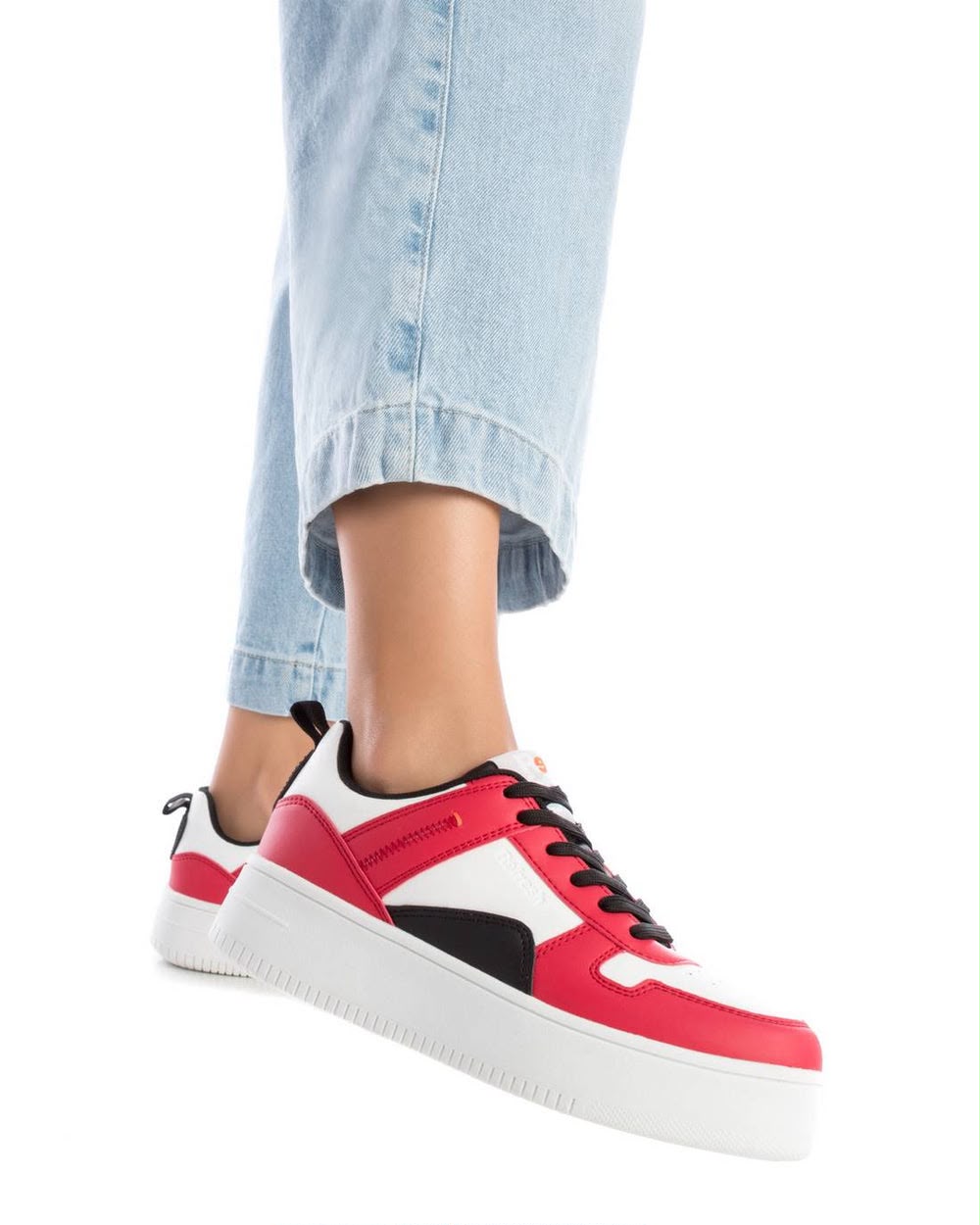 Pantofi sport damă Refresh – Roșu, Alb și Negru, Talpă Înălțată, Branț cu Spumă cu Memorie, Mărimea 39